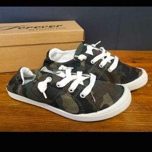 Women's Casual Tennis Shoes